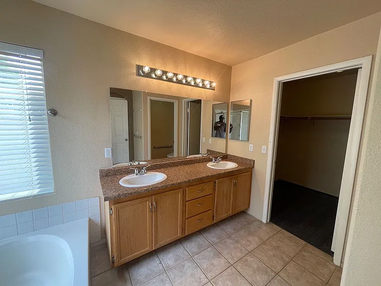 8220 Hollister Ave — Photo 19