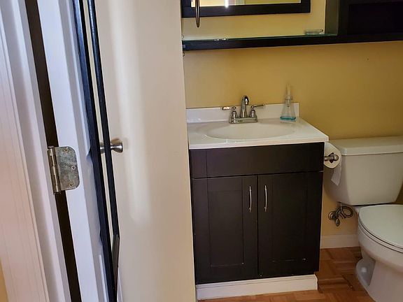 5th image of 3976 Grove Park Dr #2