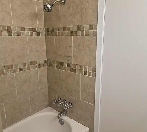 4th image of 10810 Corona Ln