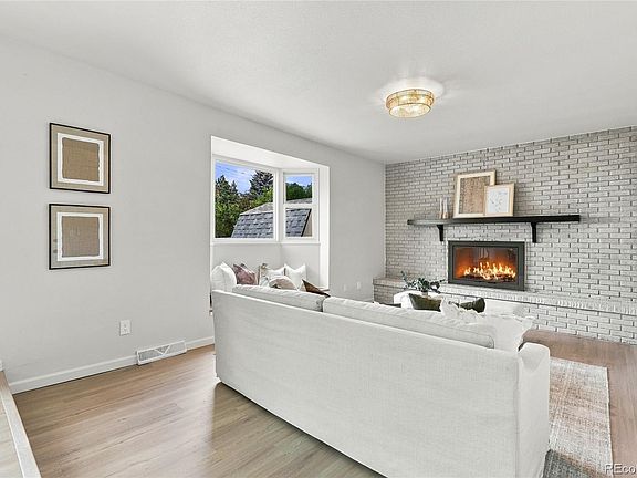4th image of 3109 Douglas Avenue