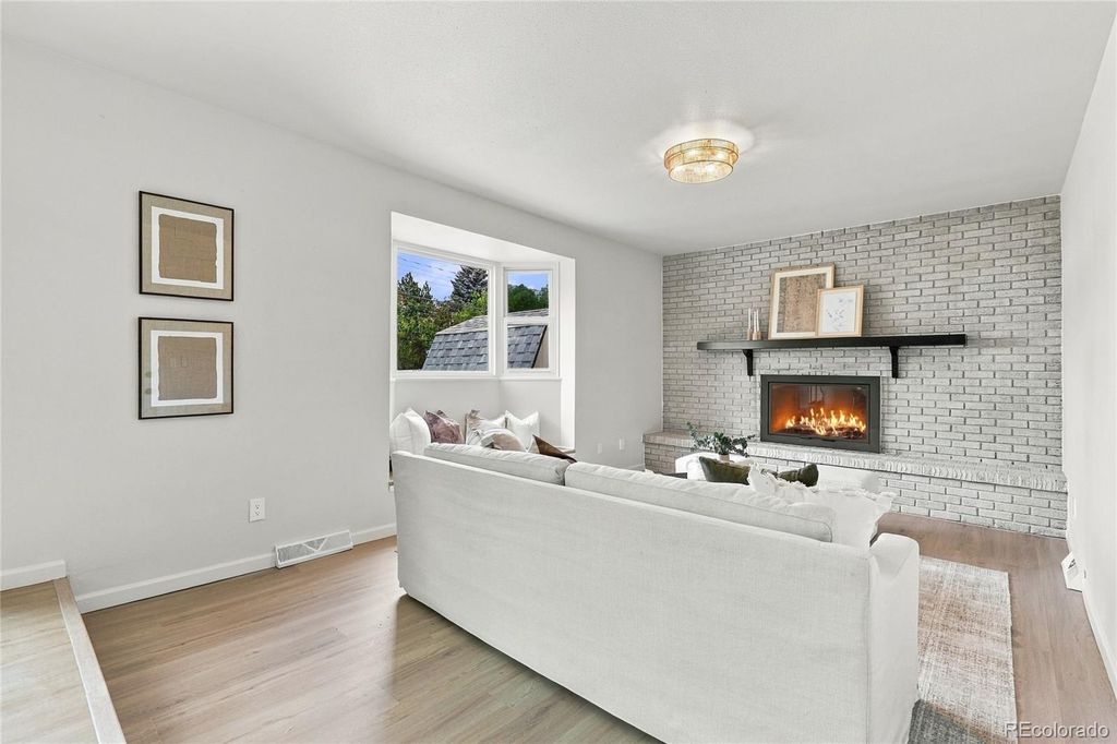 3109 Douglas Avenue