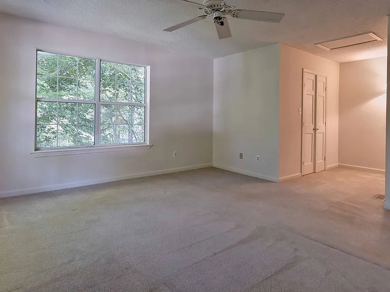 5409 Horan Ct — Photo 13