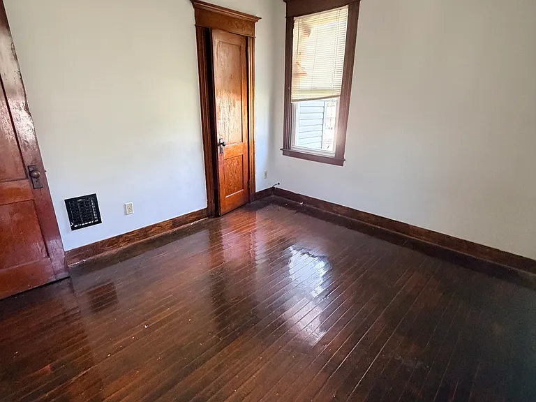 72 Peck Ave #2 — Photo 11