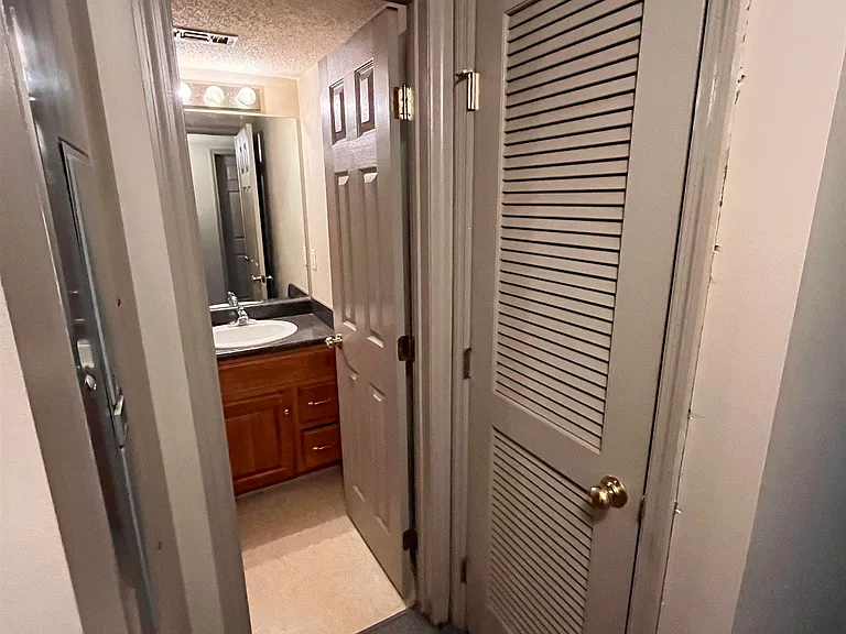 5005 Chancellor Sq NW #A — Photo 15