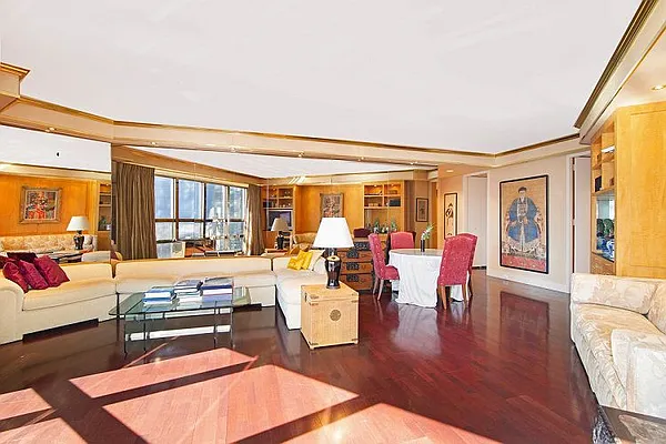 Sold by Manhattan Boutique Real Estate | media 6