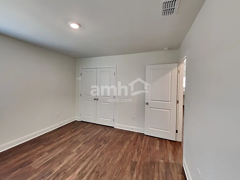 1776 Silver Tree St — Photo 15