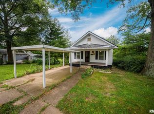 208 N Virginia St, Mc Leansboro, IL 62859