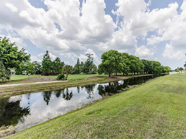 5651 Rattlesnake Hammock Rd APT 202, Naples, FL 34113