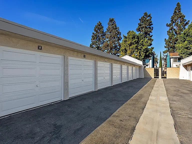 3602 Green Ave — Photo 59