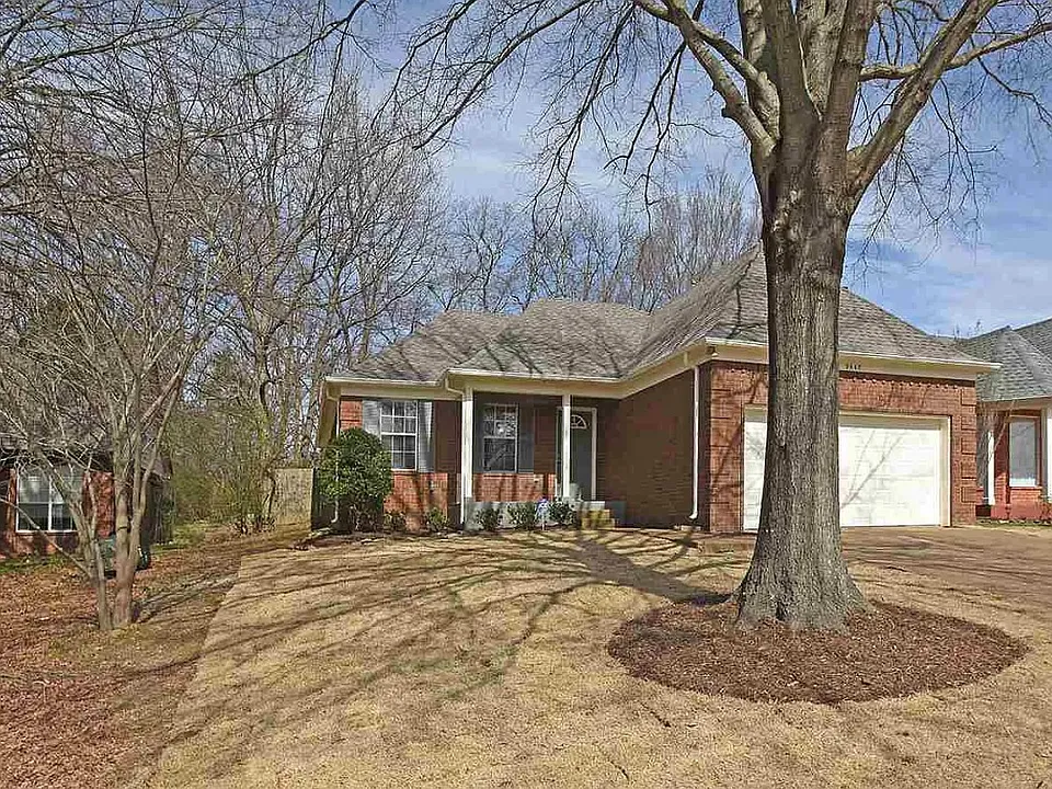 9440 Kaki Ln