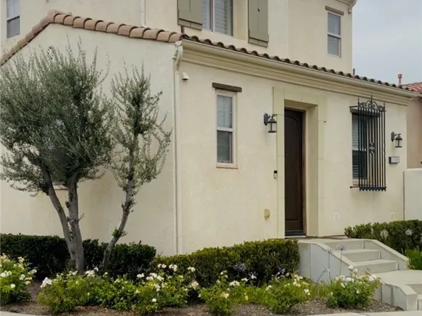 11501 Cararra Ln, Northridge, CA 91326