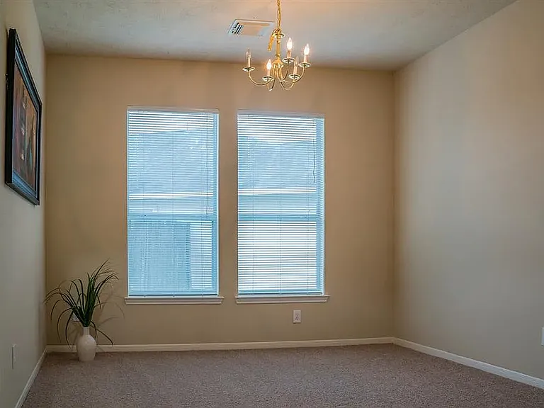 8002 Arapahoe Ridge Ln — Photo 9