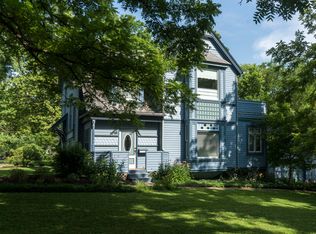301 E Kaskaskia St, Paola, KS 66071