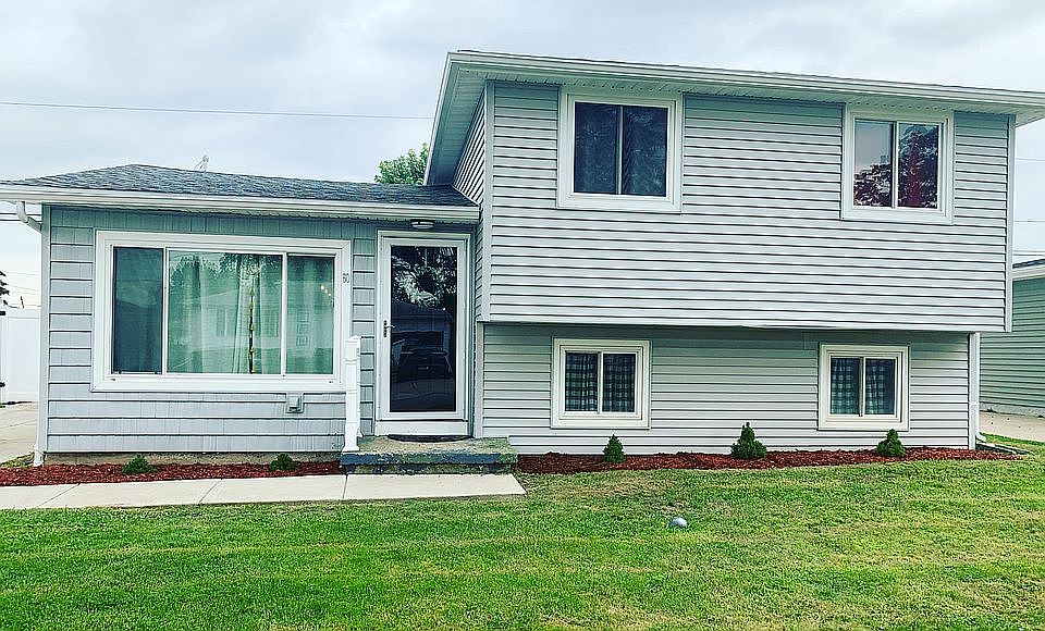 1st image of 60 Autumnwood Dr