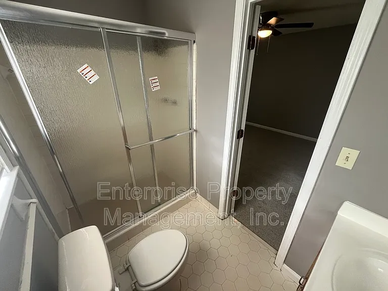 6124 Chinaberry Dr — Photo 17