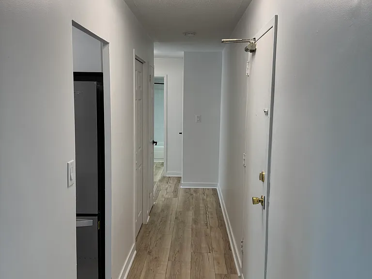 192 Churchill Rd S #302 — Photo 11