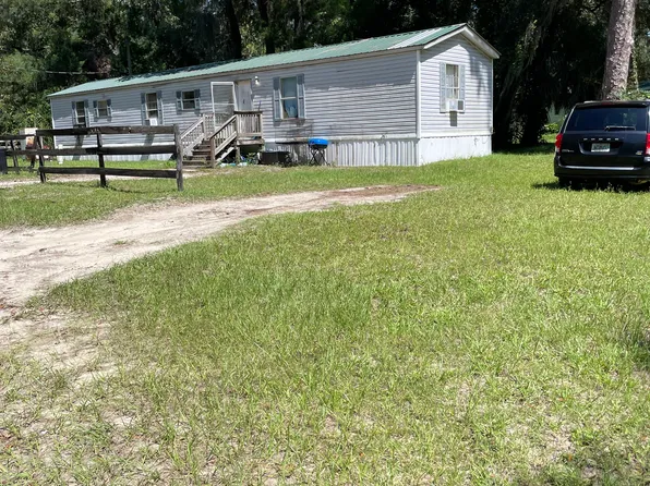 400 N Ivy Ave, Florahome, FL 32140