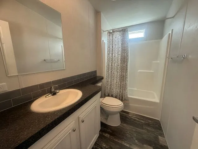 4125 Park St N #111 — Photo 8