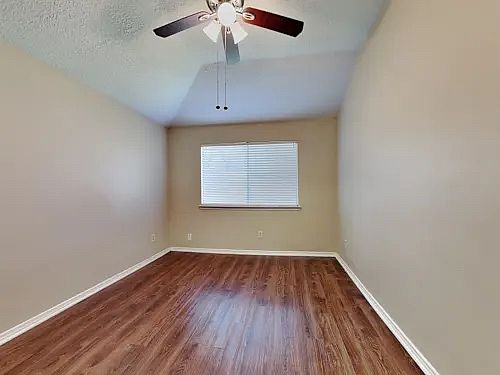 4th image of 11167 Wheatridge Dr