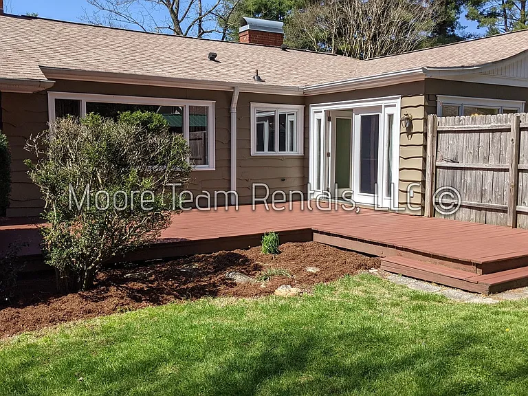 2612 Haywood Rd — Photo 3