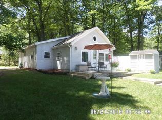 321 South, Farwell, MI 48625