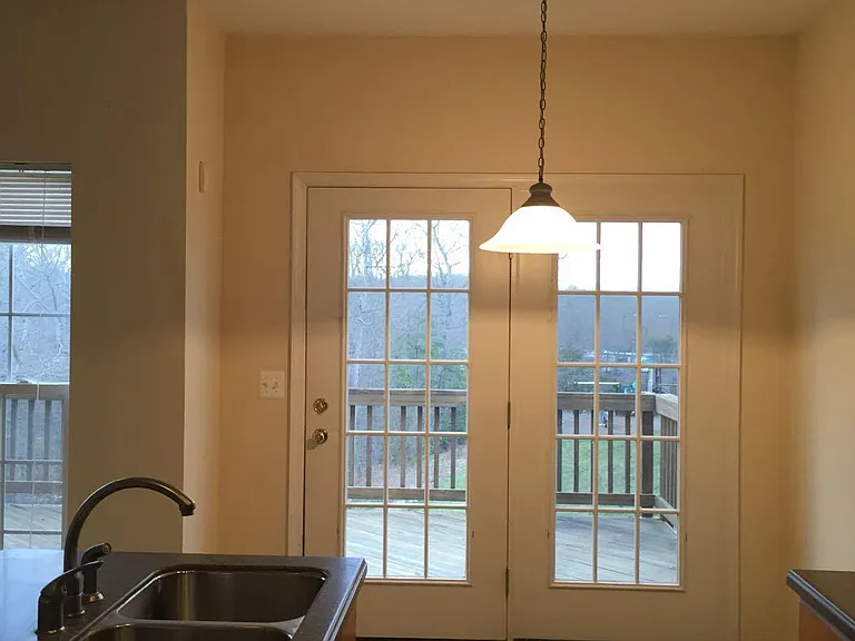 206 Raynar Ct — Photo 8