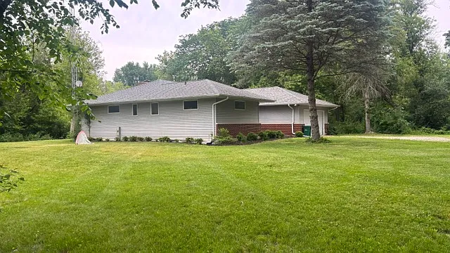 20506 E Brink St — Photo 2