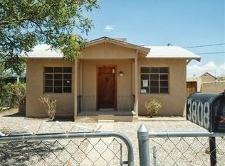 3808 3rd St NW, Albuquerque, NM 87107