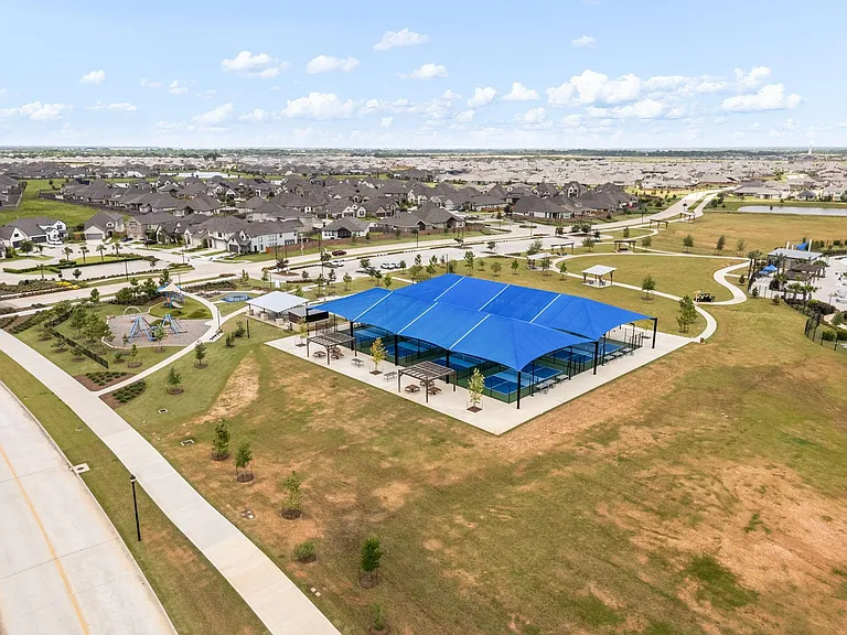 3005 Majestic Sunrise Dr — Photo 27