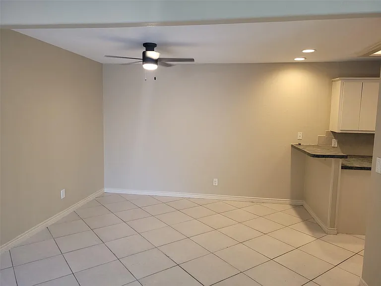 305 Shoreview Dr — Photo 16