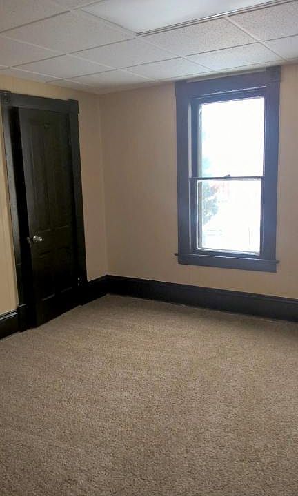 1st image of 535 E 101st St