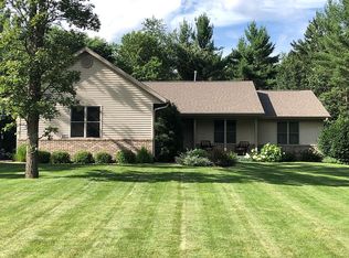 5411 Fox Run Dr, Wisconsin Rapids, WI 54494