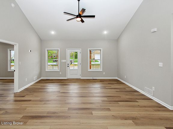 5th image of 1396 Meadow Lark Dr