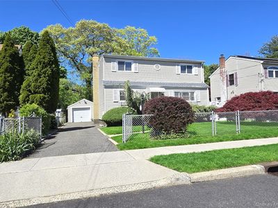 597 Woodland Drive, South Hempstead, NY, 11550