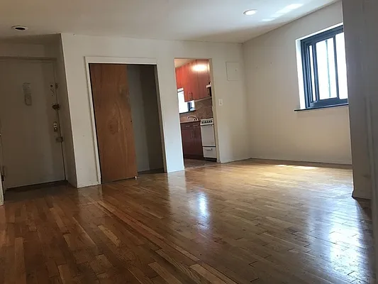 Rented by REAL New York | media 14