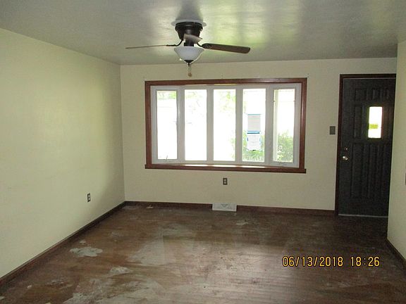 2nd image of 100 Wetzel St