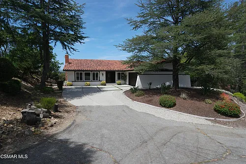 2080 Channelford Rd Photo 1