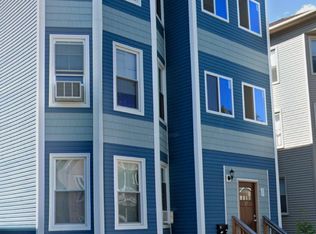 27 Dover St #3, Worcester, MA 01609