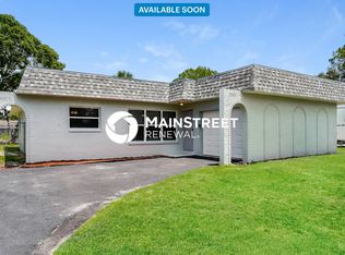 7323 Barragan Rd, Fort Myers, FL 33967