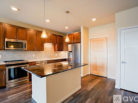 2nd image of 480 N Sherman Ave #105