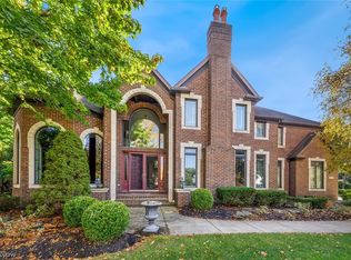 1551 Stone Ct, Westlake, OH 44145