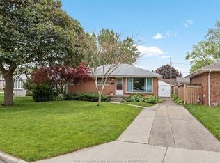 885 Isack Dr, Windsor, ON N8S 3W6