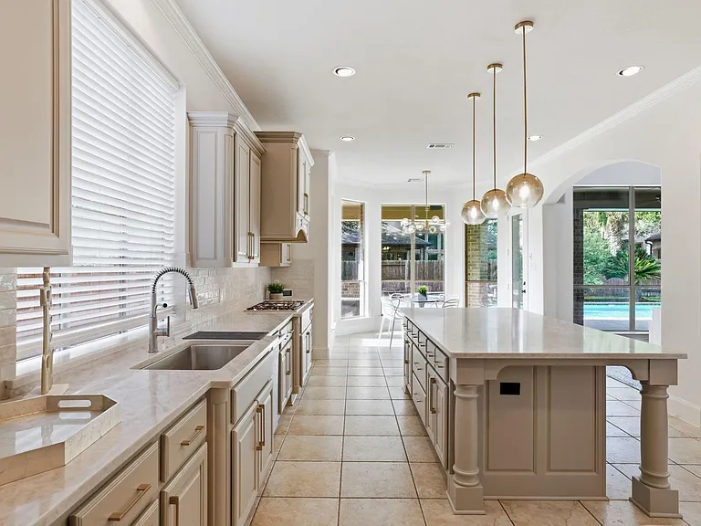 25707 Pierrmont Ct — Photo 33