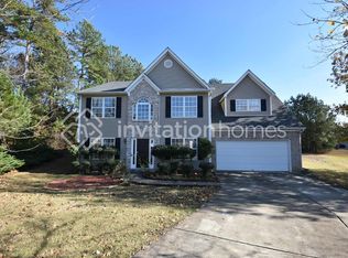 830 Creek Cove Way, Loganville, GA 30052