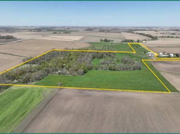 54th St, Vinton, IA 52349