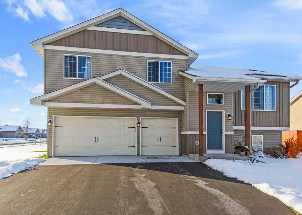 1st image of 7507 Lannon Ave NE