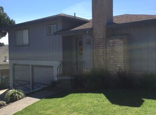 1325 Overland Dr, San Mateo, CA 94403