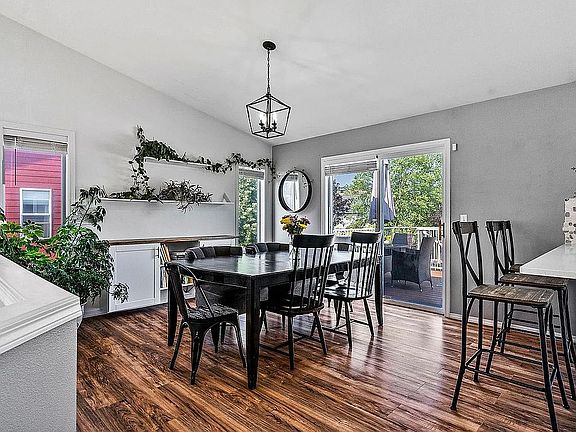 4th image of 23129 E Settler Dr