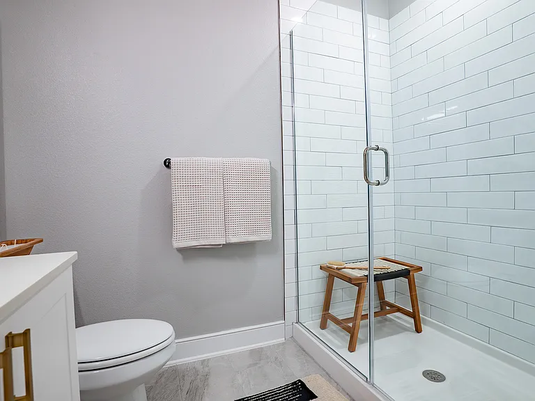 Cullen Ln — Photo 15