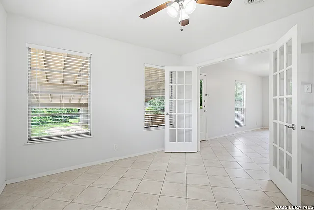 2125 E Lawndale Dr — Photo 12
